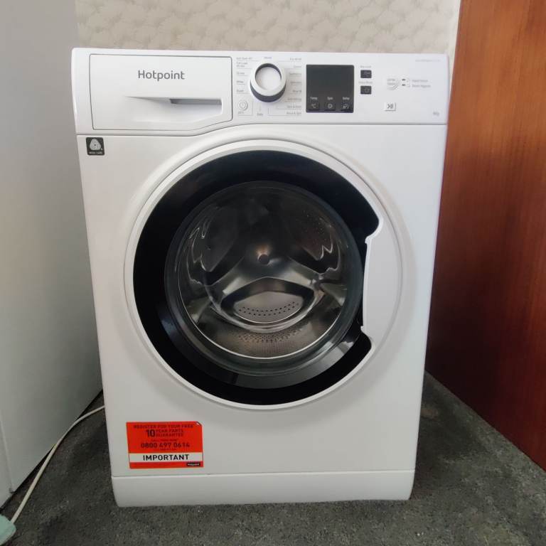 Hotpoint Washing Machine (NSWA 946 WW UK 9kg Washing Machine with 1400 rpm - White - A Rated)