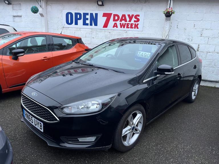 2015 Ford Focus 1.0 EcoBoost 125 Zetec 5dr HATCHBACK Petrol Manual