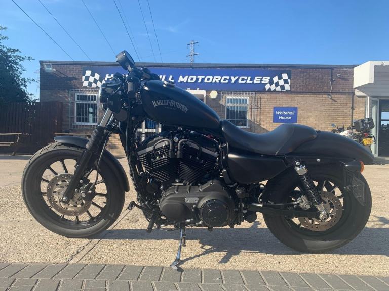 Harley-Davidson IRON 883 XL N 13 black