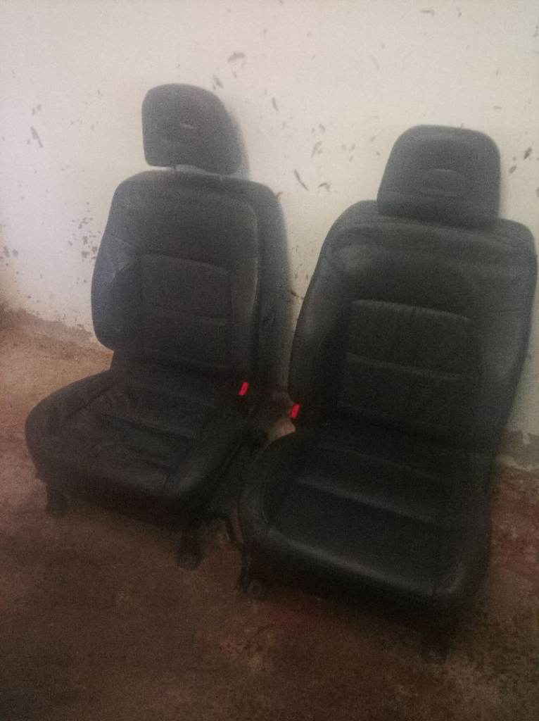 Nissan x-trail mk1 leather interior 