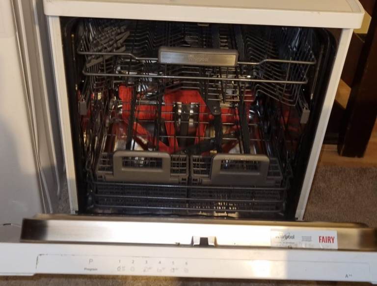 Whirlpool Dishwasher