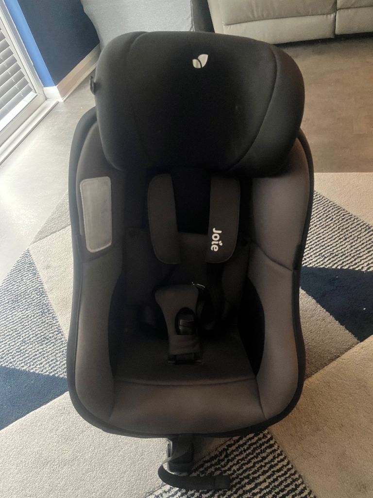 Joie 360° Rotating Car Seat with ISOFIX Base