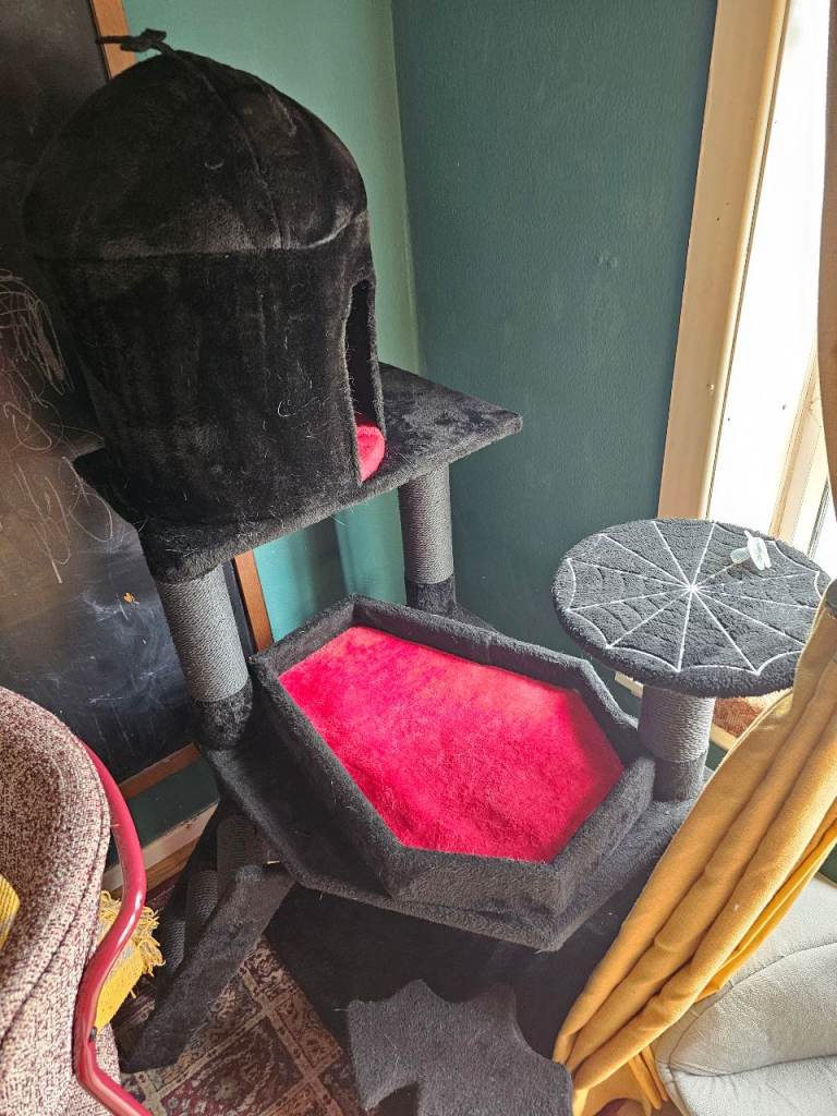 Large gothic cat tree
