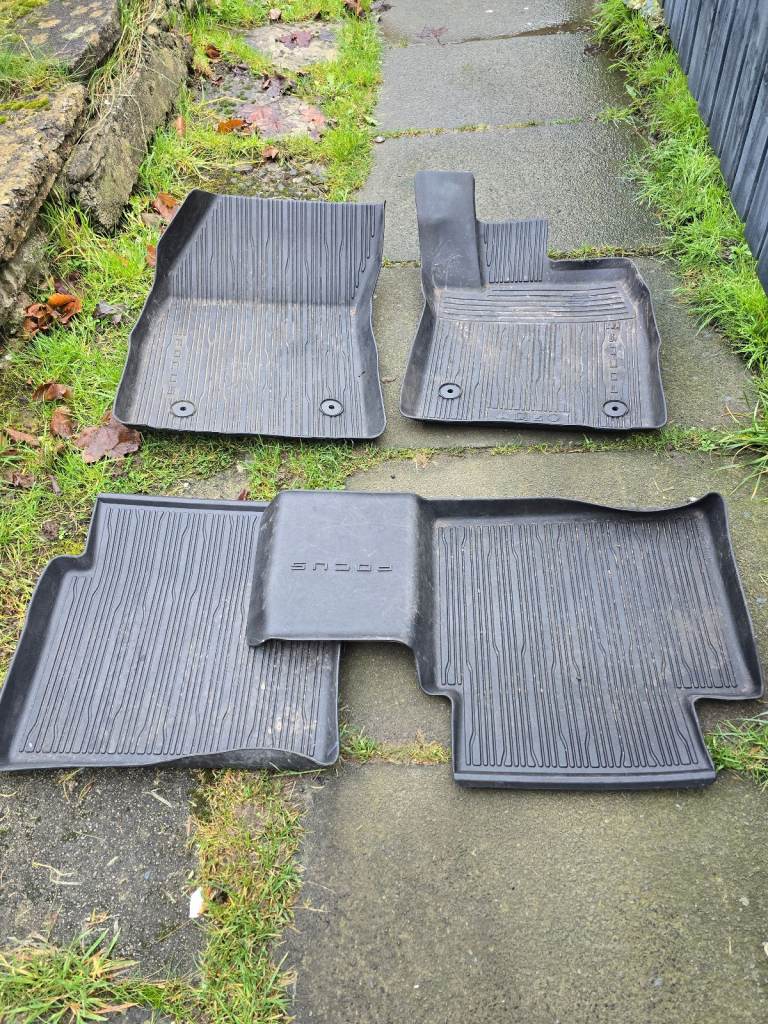Ford focus mk4 rubber mats 
