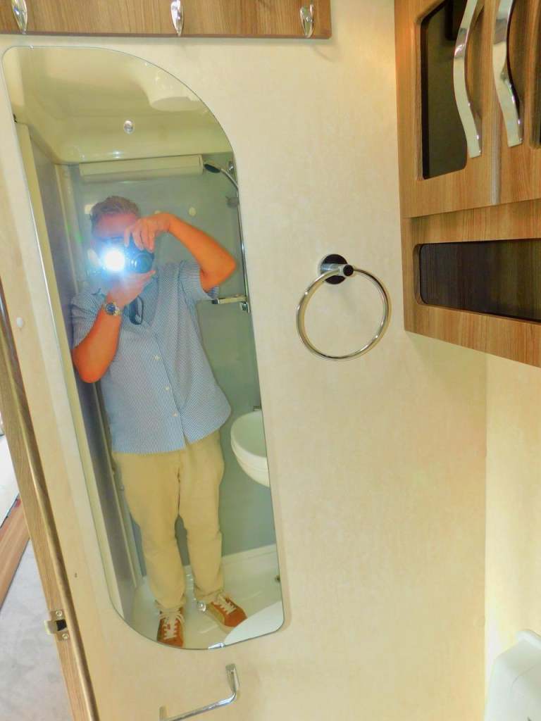 Auto-Sleeper Broadway Peugeot 2.0L Luxury 2 Berth Motorhome for sale