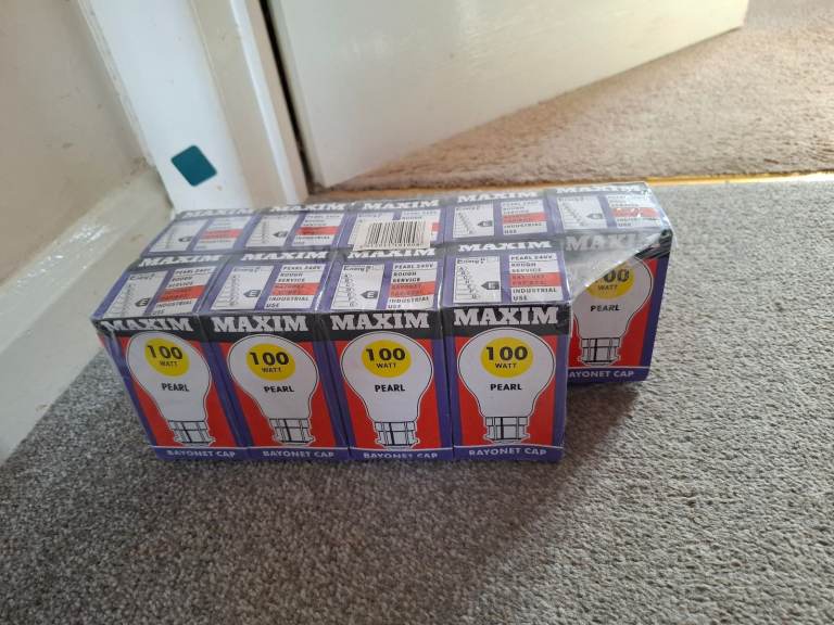 Discontinued Light Bulbs.Rare,Collectors