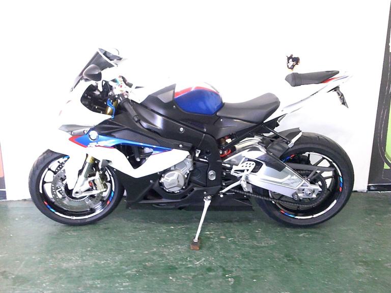2014 14-reg BMW S1000 RR Supersport in blue and white