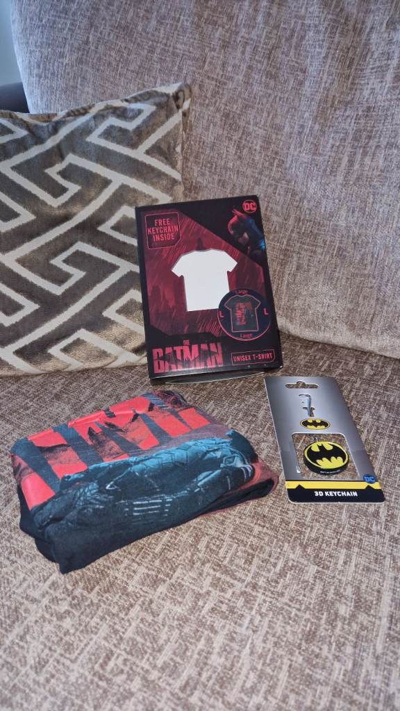 NEW T-Shirts Batman Wednesday Rick Morty Hunger Games Stranger Things