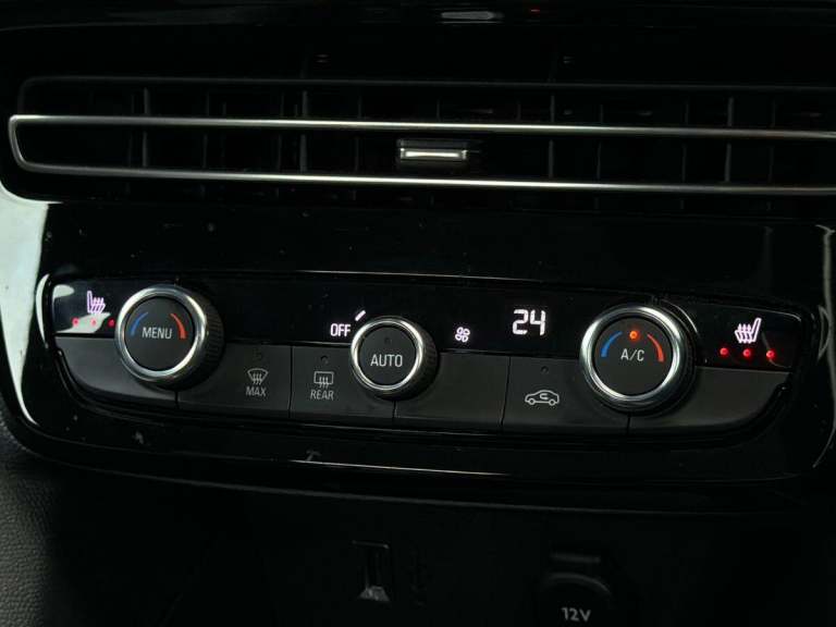 2022 Vauxhall Mokka Electric 50kWh Elite Premium SUV 5dr Electric Auto (136 ps) HATCHBACK Electri...