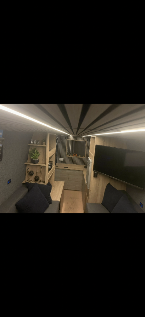 Volkswagen, CRAFTER, Panel Van, 2015, Manual, 1968 (cc)