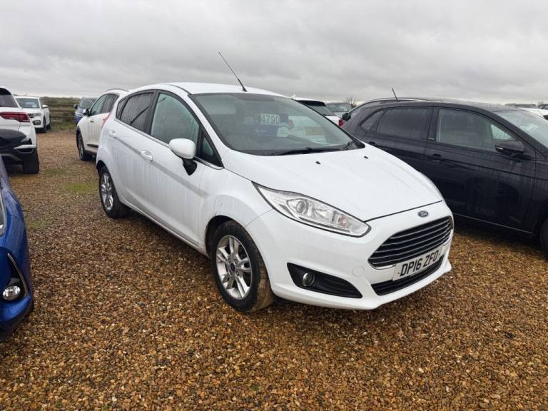 2016 Ford Fiesta 1.5 TDCi Zetec Hatchback 5dr Diesel Manual Euro 6 (75 ps) Hatchback Diesel Manual
