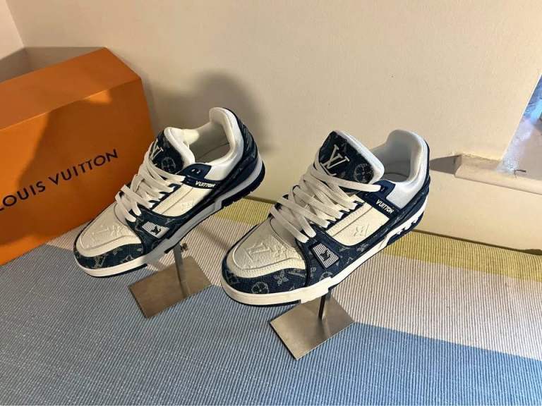 LV Denim Monogram Blue UK 7