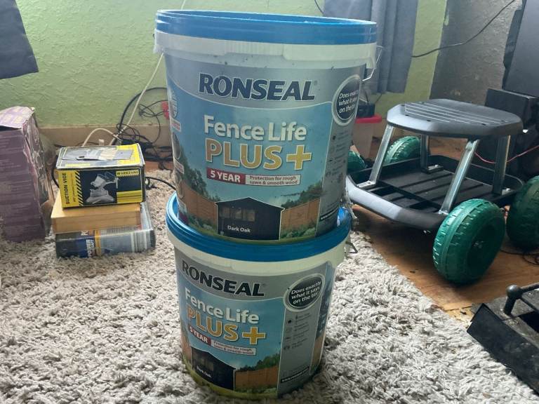 New Ronseal Fence Life Plus+ Dark Oak Fence Paint 5L (x2)