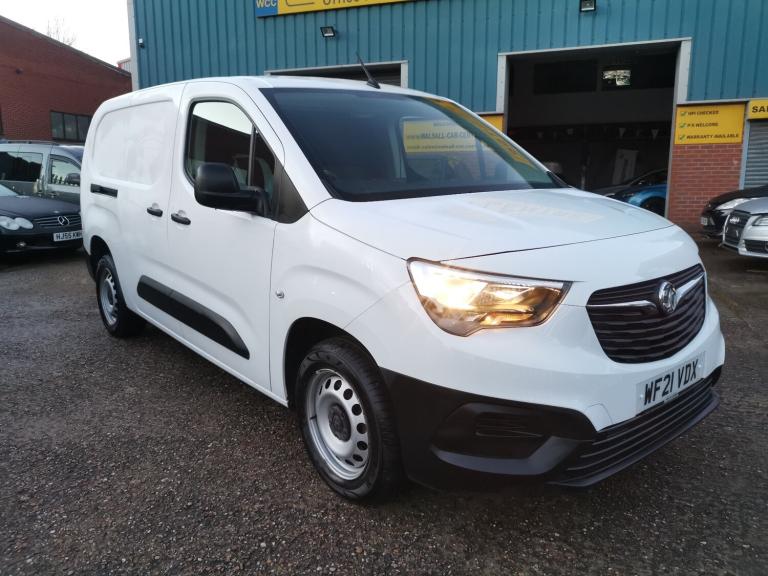 2021 Vauxhall Combo 2300 1.5 Turbo D 100ps H1 Dynamic Van PANEL VAN Diesel Manual