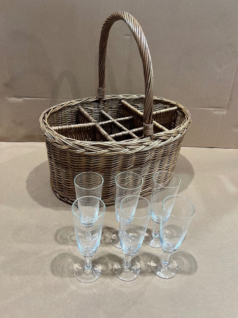 Red Hamper /HOME Wicker Oval Festival Drinks Basket + 6 glasses + postage 