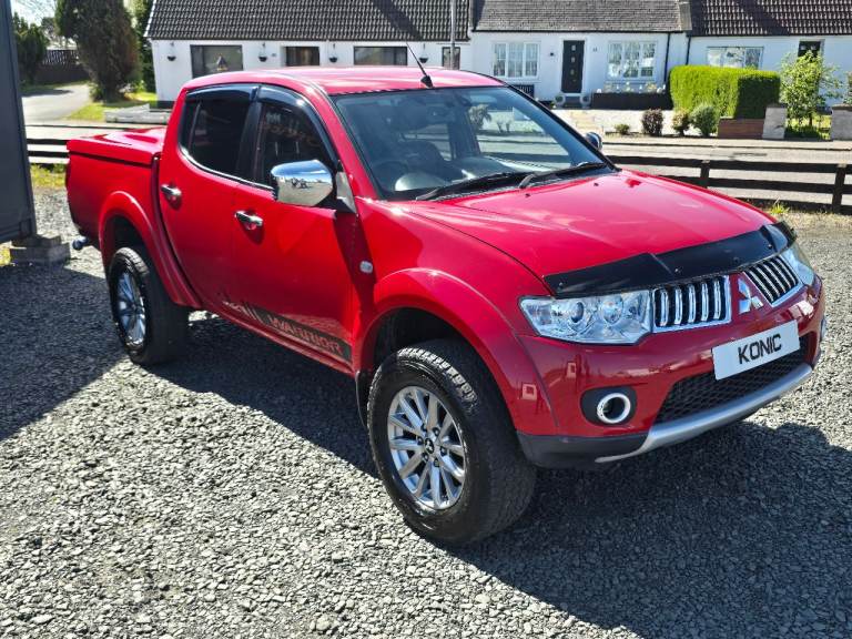 Stunning LOW MILES Mitsubishi L200 Warrior 4x4 Pickup *Leather* AC* Only 58k mls