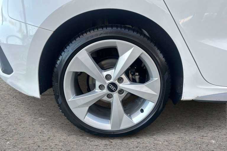 2021 Audi A3 35 TFSI S Line 5dr HATCHBACK PETROL Manual