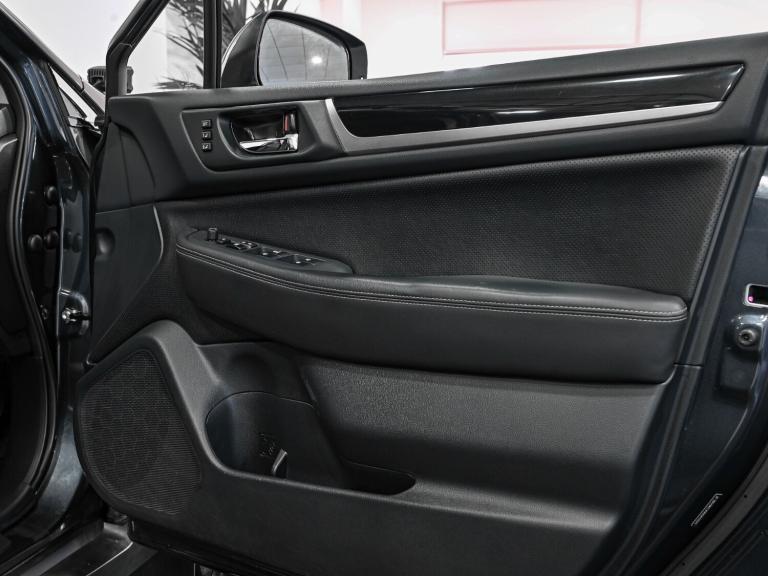 2016 Subaru Outback 2.5i SE Premium 5dr Lineartronic ESTATE PETROL Automatic