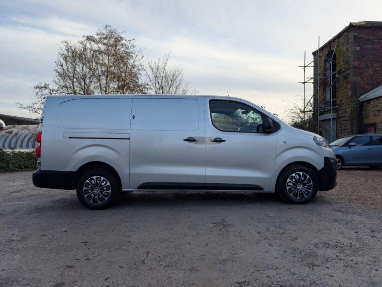 2019 Peugeot Expert 2.0 BlueHDi 1400 Professional Long Panel Van LWB Euro 6 (s/s) 6dr PANEL VAN D...