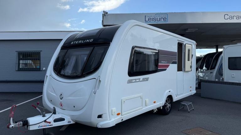 2011 STERLING ECCLES TOPAZ, LUXURY CARAVAN, WITH MOVER
