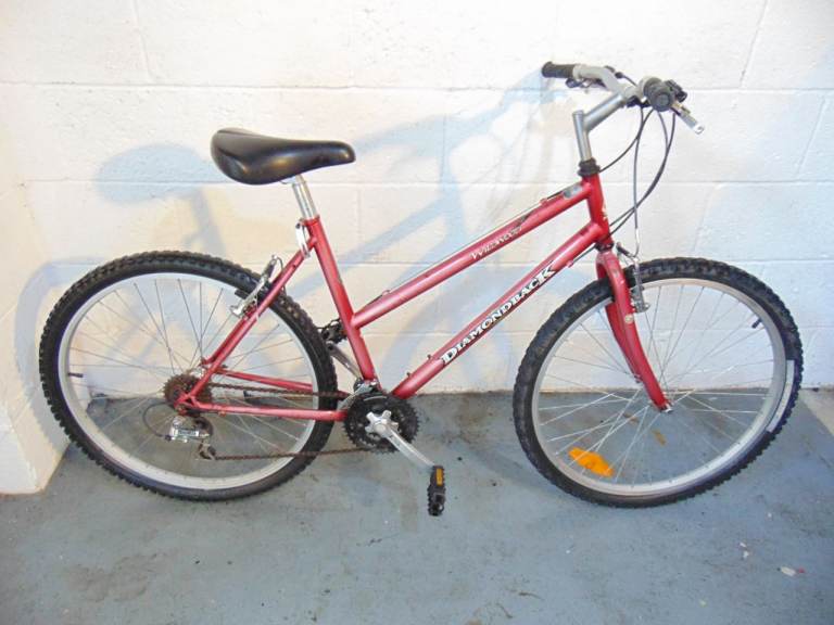 DiamondBack Wildwood (19" frame) Mountain Bike (free local delivery)