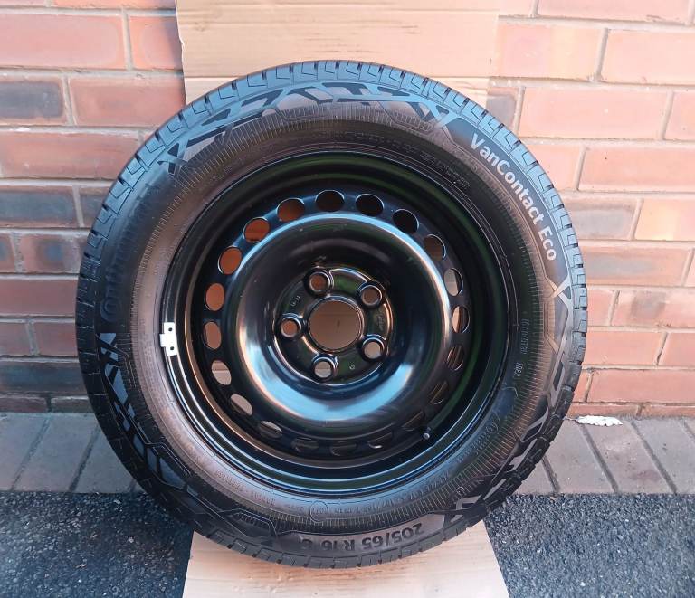 VW Transporter steel wheel with Continental van contact tyre ,only done 300 mile