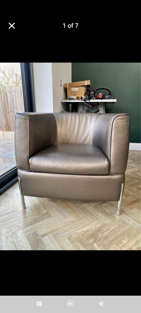 2 Quality Natuzzi armchairs chairs