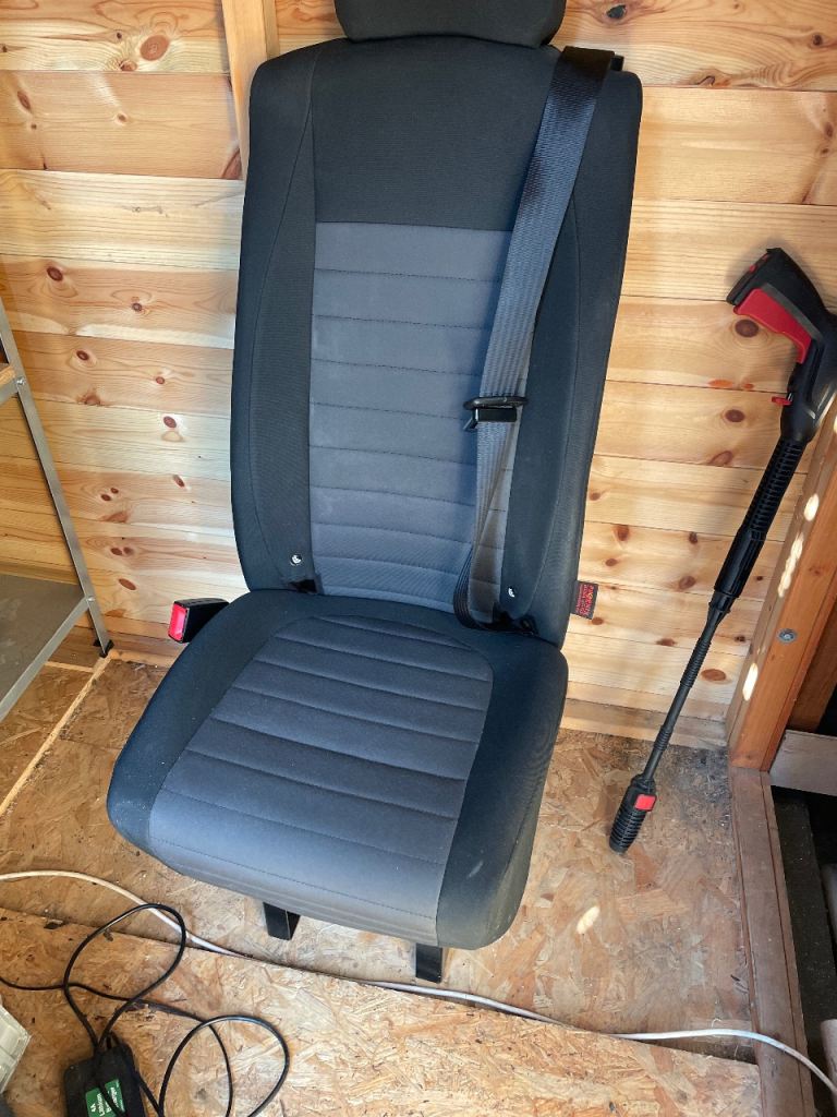 Transit tourneo rear single seat 