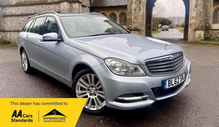 MERCEDES-BENZ C CLASS 1.6 C180 BlueEfficiency Executive SE G-Tronic+ Euro 5
