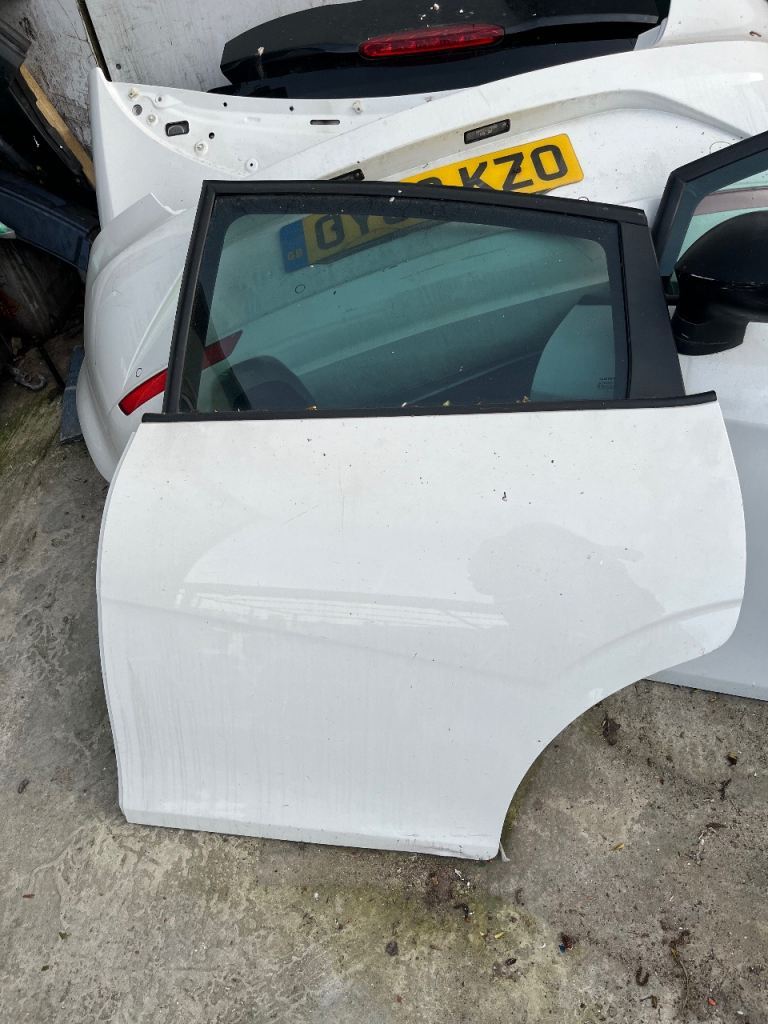 Mk2 seat Leon passenger back door 