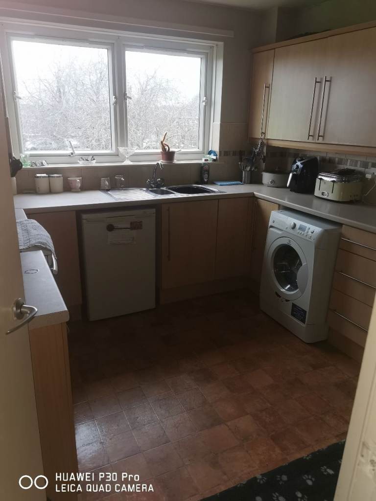 Wanting to swop my large 2 bedroom 1st floor flat vico homes