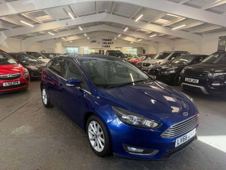 2016 Ford Focus 1.0T EcoBoost Titanium Hatchback 5dr Petrol Manual Euro 6 (s/s) (125 ps) Hatchbac...