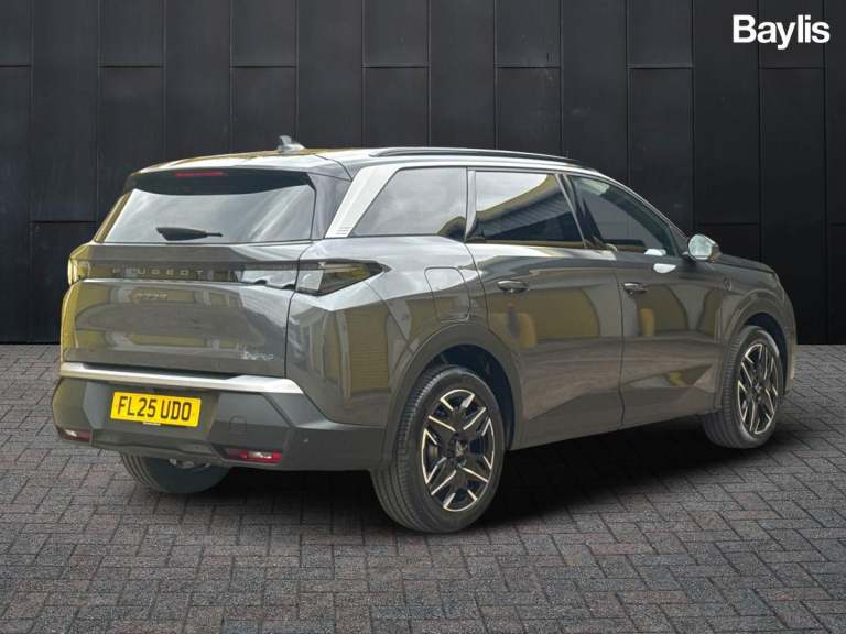 2025 Peugeot 5008 1.2 Hybrid 136 GT 5dr e-DSC6 HATCHBACK PETROL Automatic