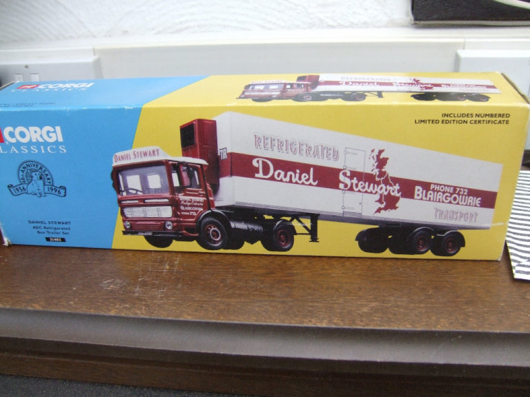 CORGI CLASSIC, AEC REFRIGERATED BOX TRAILER DIECAST MODEL, 1/50 Scale.