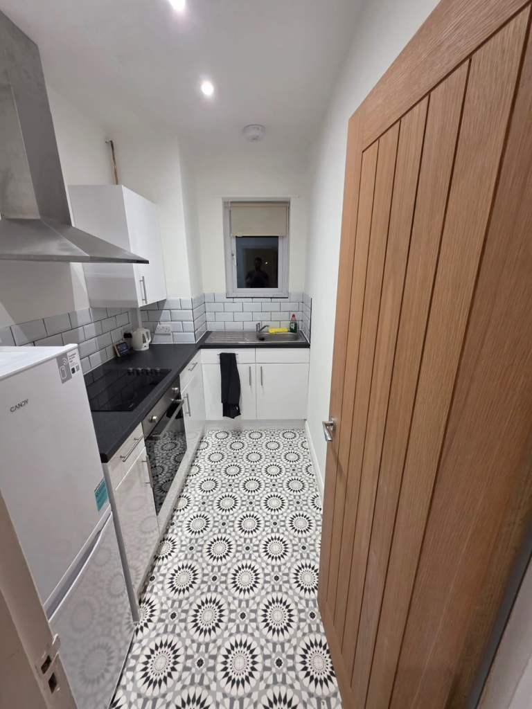 Cosy Studio to Let in Hove Short-term