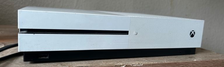 Xbox One S White Console – Good Condition 