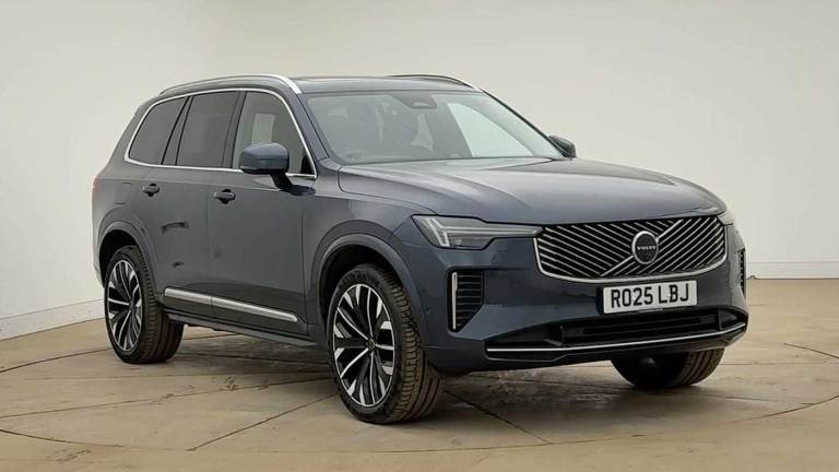2025 Volvo XC90 2.0 B5P Ultra Dark 5dr AWD Geartronic ESTATE PETROL Automatic