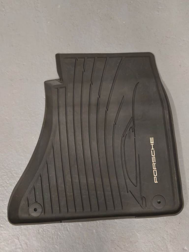 PORSCHE MACAN RUBBER WINTER FLOOR MATS