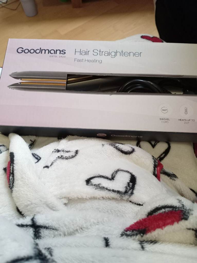 Goodman's Hair straighteners 