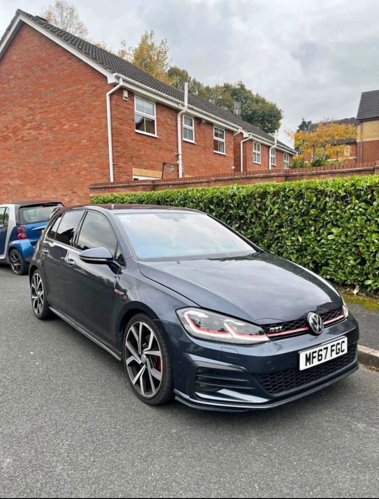 Volkswagen, GOLF, Hatchback, 2017, Semi-Auto, 1984 (cc), 5 doors