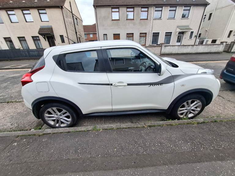 Nissan, JUKE, Hatchback, 2013, Manual, 1461 (cc), 5 doors