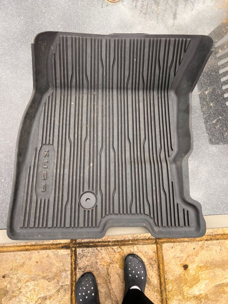 KUGA footwell mats