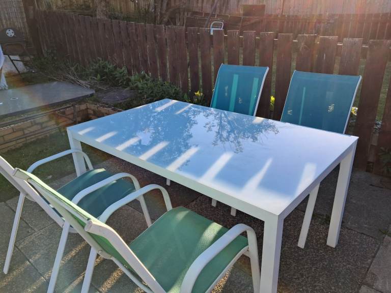 Garden table and chairs 