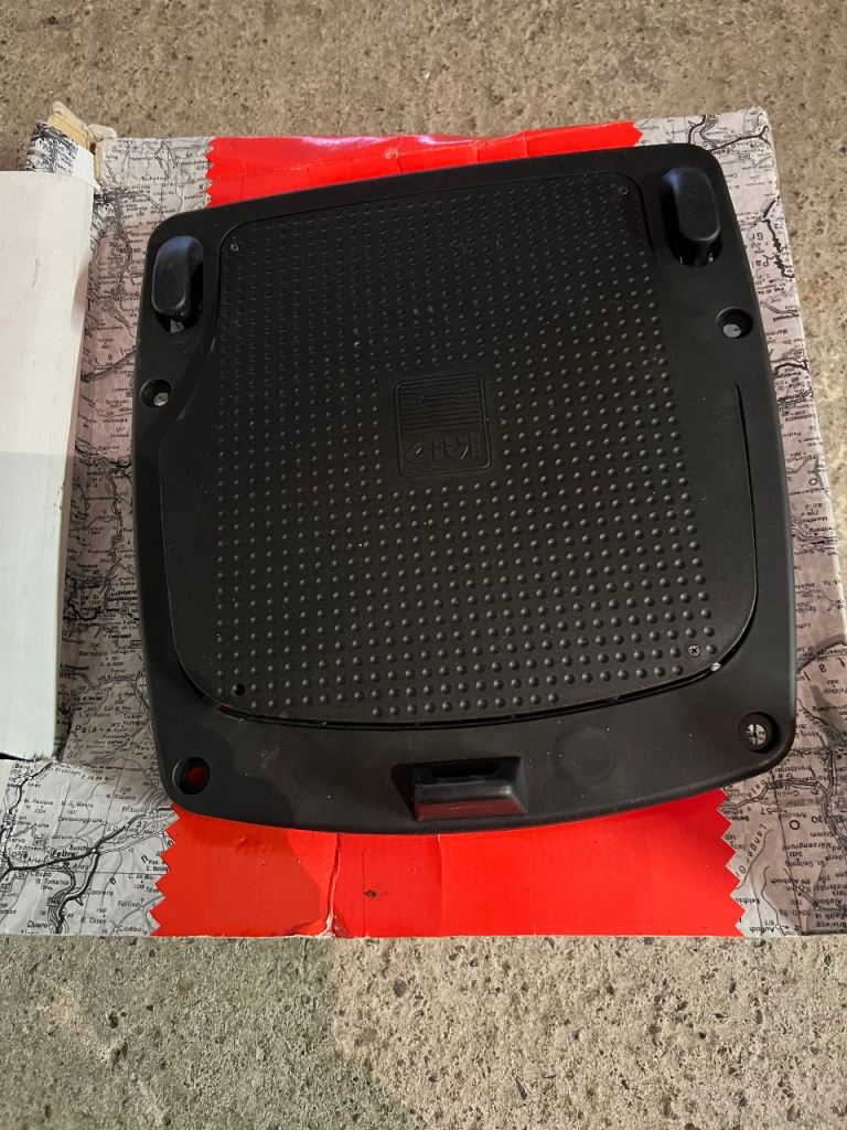 Givi  motorcycle Baseplate 