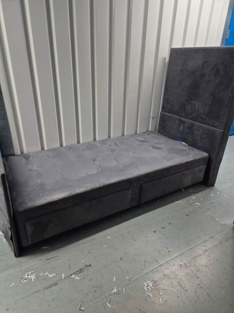 Vispring Single Sprung Divan Bed Grey Suede incl. Headboard