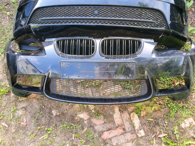 BMW 3 SERIES - M3 - E92/ E93 - FRONT BUMPER - COMPLETE