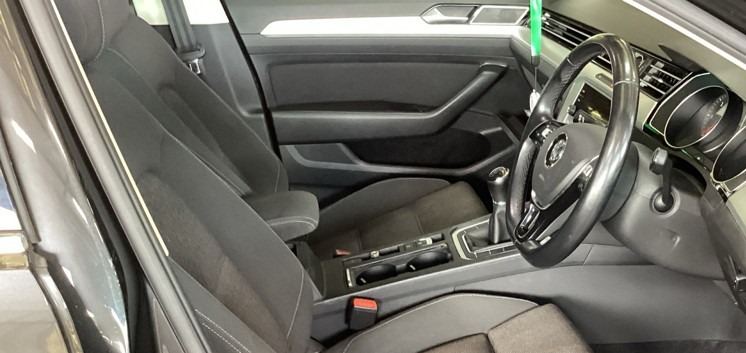 2018 Volkswagen Passat 2.0 TDI SE Business 5dr ++ SAT NAV / ULEZ / DAB / 65.7 MPG ++ ESTATE Diese...