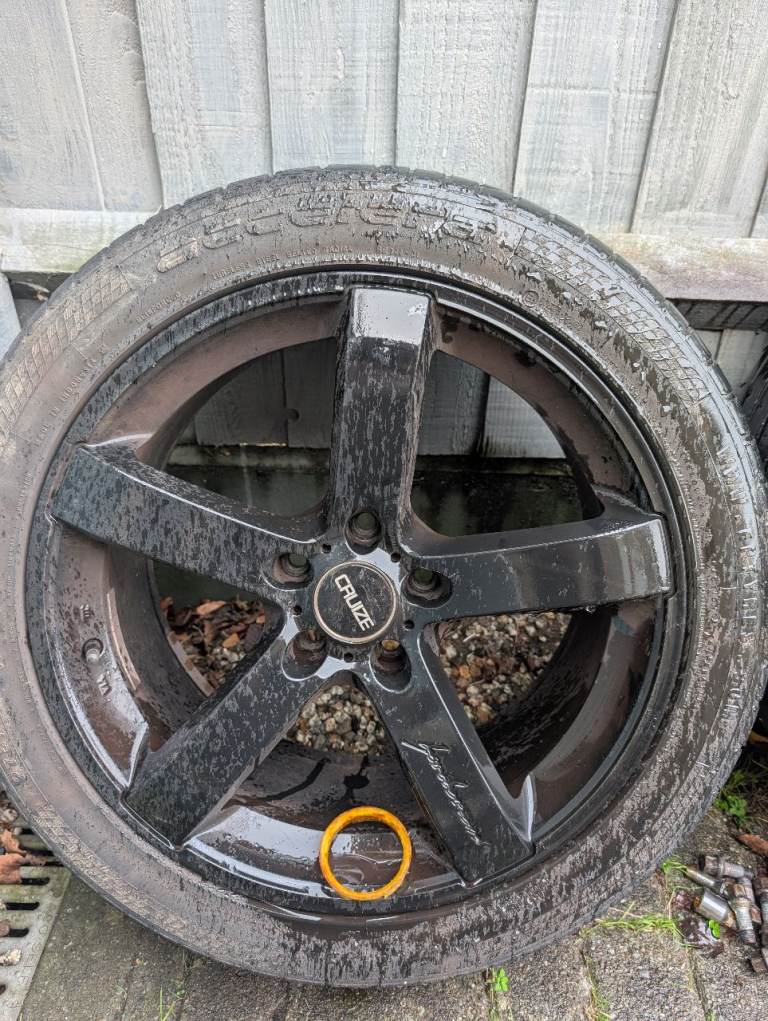 Cruize alloy wheels 19 inch