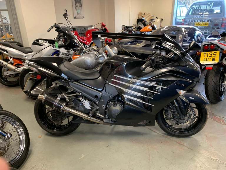 2017 Kawasaki ZZR1400 HGF (ABS) AWESOME 200 BHP MOTORCYCLE (STUNNING CONDITION)