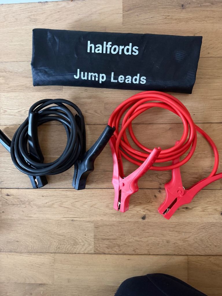Halfords - Booster Cables/Jump Leads for Petrol Engines up to 1500cc / 3M Length